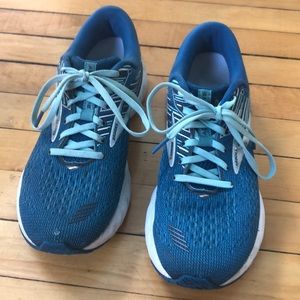 Brooks Adrenaline GTS 19 Running Shoes